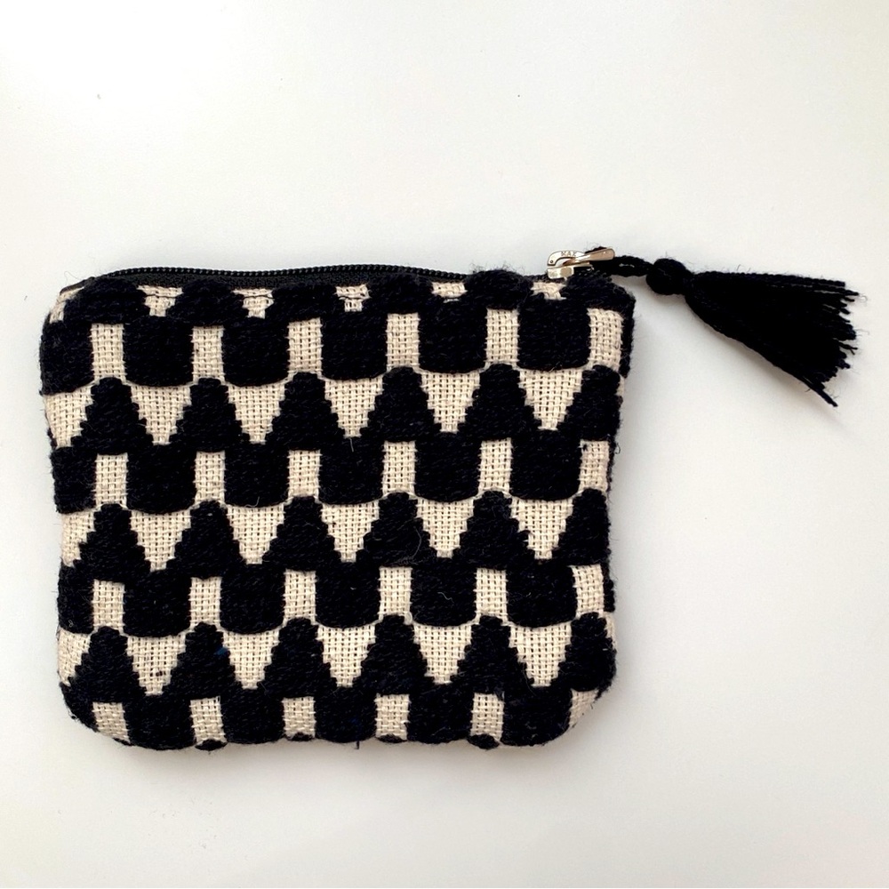 America and Beyond Jacquard Coin Pouch Black White